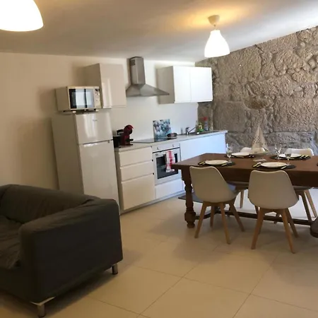 Casa Maripaula Caminheiros * Belinho